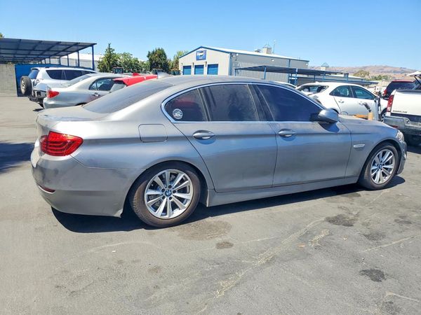 2015 BMW 528
