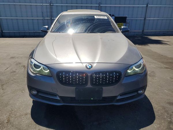 2015 BMW 528