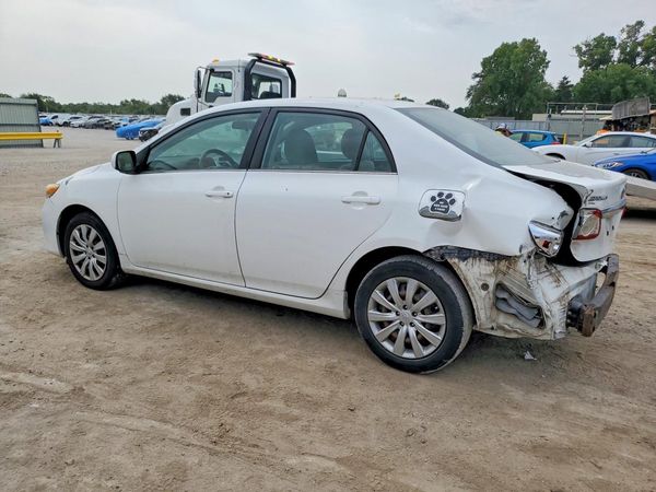 2013 TOYOTA COROLLA