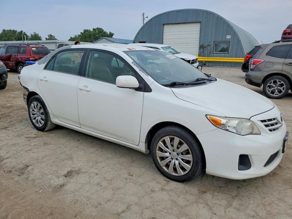 2013 TOYOTA COROLLA