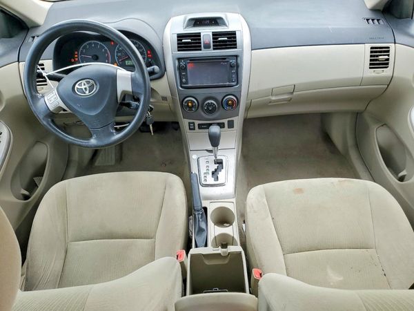 2013 TOYOTA COROLLA