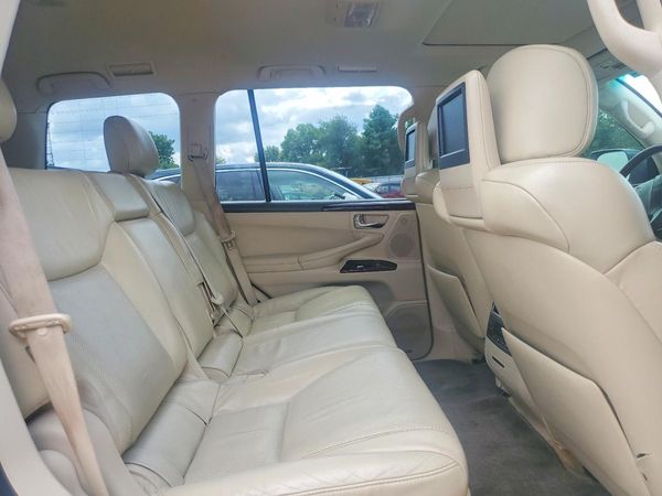 2013 LEXUS LX 570