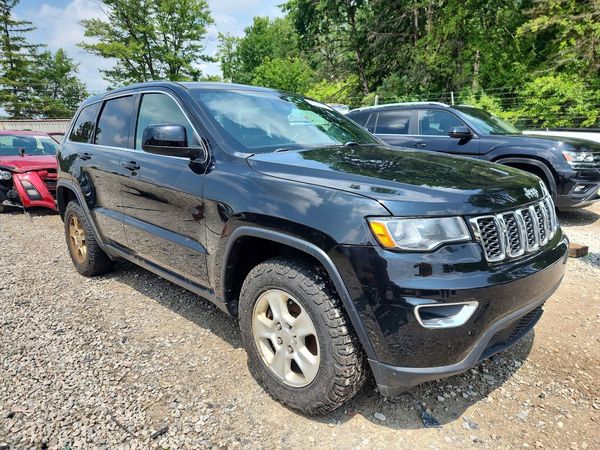 2017 JEEP GRAND CHEROKEE LAREDO 4X4