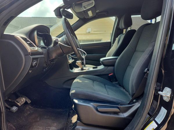 2017 JEEP GRAND CHEROKEE LAREDO 4X4