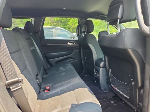 2017 JEEP GRAND CHEROKEE LAREDO 4X4