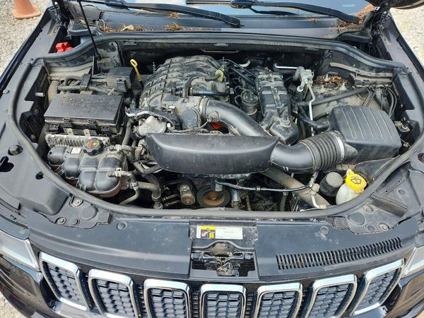 2017 JEEP GRAND CHEROKEE LAREDO 4X4