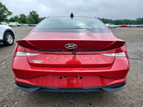 2022 HYUNDAI ELANTRA SEL