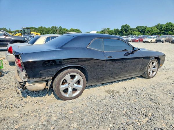 2014 DODGE CHALLENGER Base