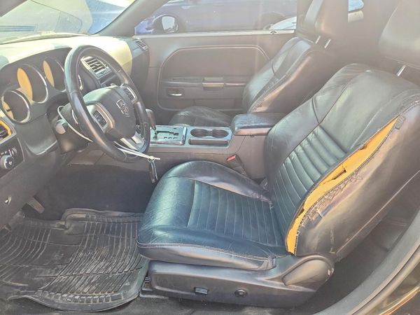 2014 DODGE CHALLENGER Base