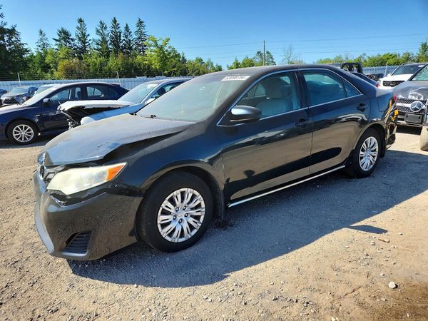 2013 TOYOTA CAMRY