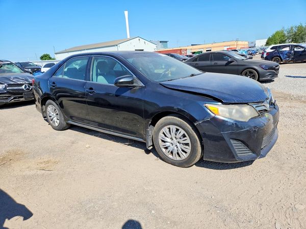 2013 TOYOTA CAMRY