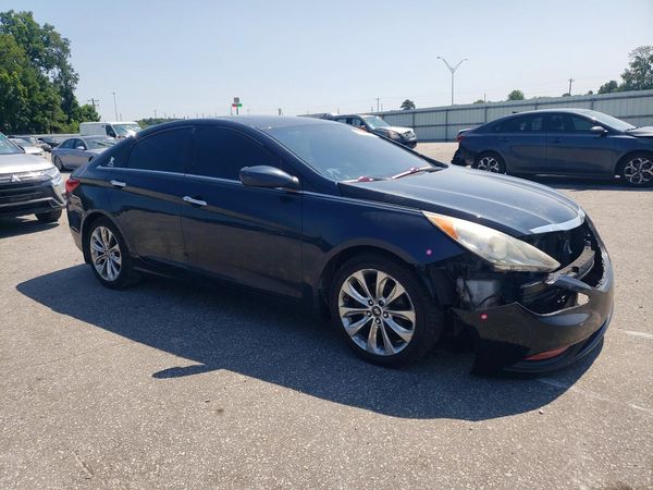 2013 HYUNDAI SONATA