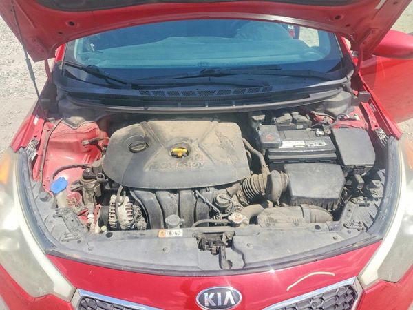 2016 KIA FORTE GL (Middle-Low Grade)