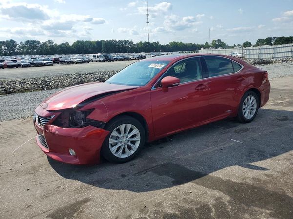 2013 LEXUS ES 300h