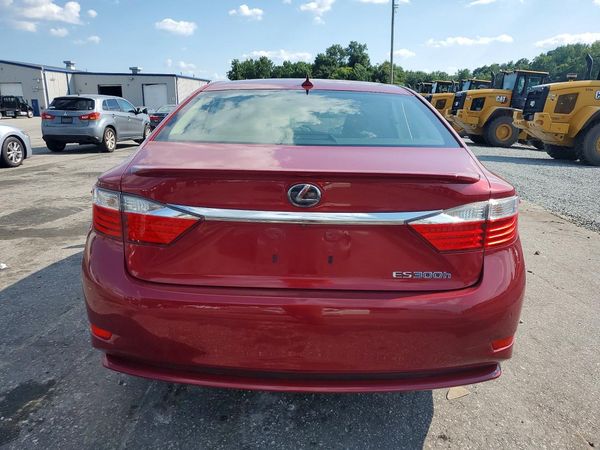 2013 LEXUS ES 300h