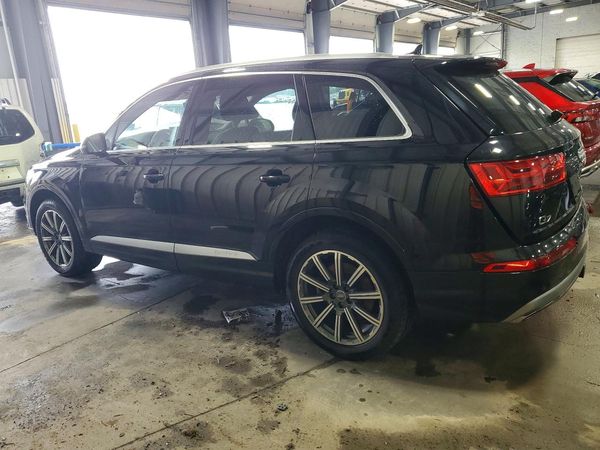 2017 AUDI Q7 quattro Premium Plus