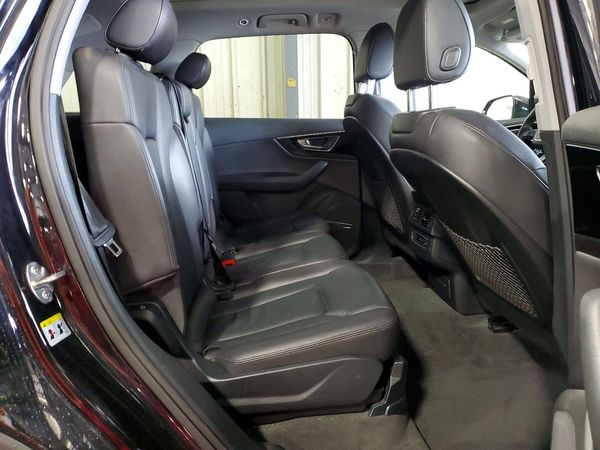 2017 AUDI Q7 quattro Premium Plus