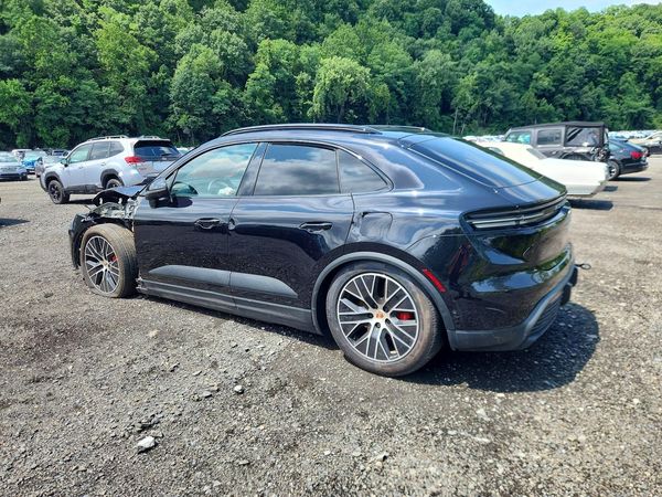 2025 PORSCHE MACAN 4S Electric