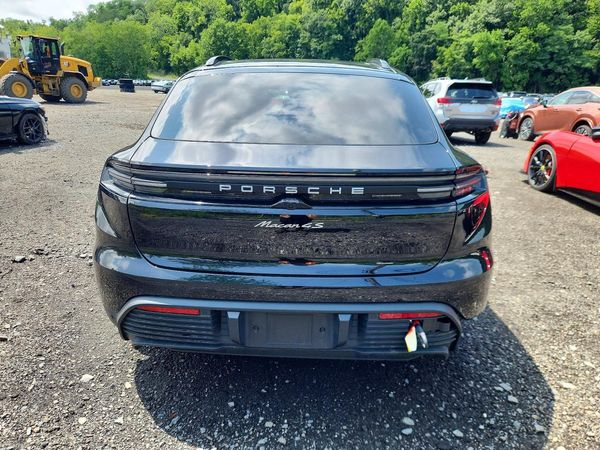 2025 PORSCHE MACAN 4S Electric