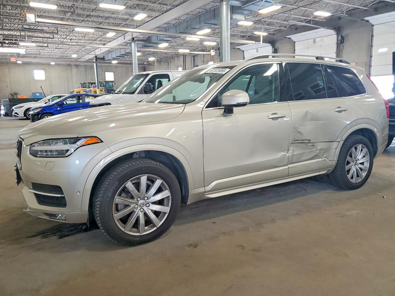 2016 VOLVO XC90 SV42 Momentum