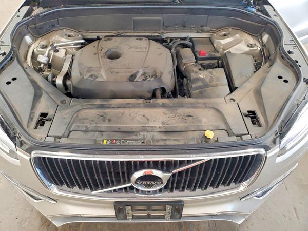 2016 VOLVO XC90 SV42 Momentum