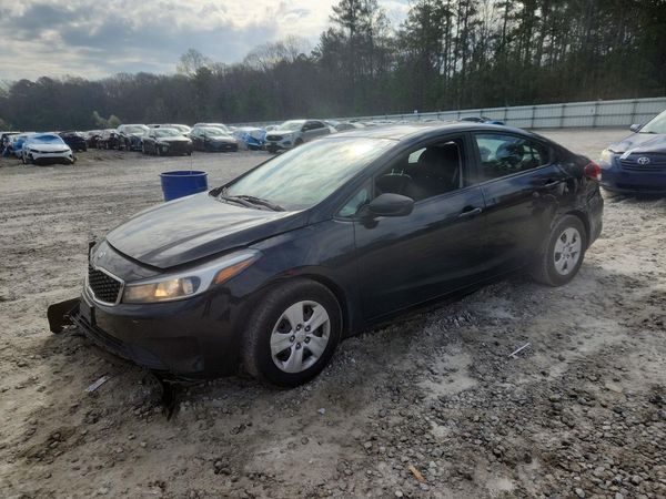 2017 KIA FORTE