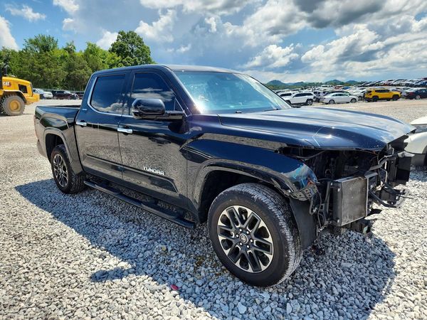 2025 TOYOTA TUNDRA Limited