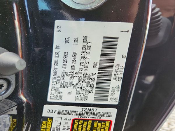 2025 TOYOTA TUNDRA Limited