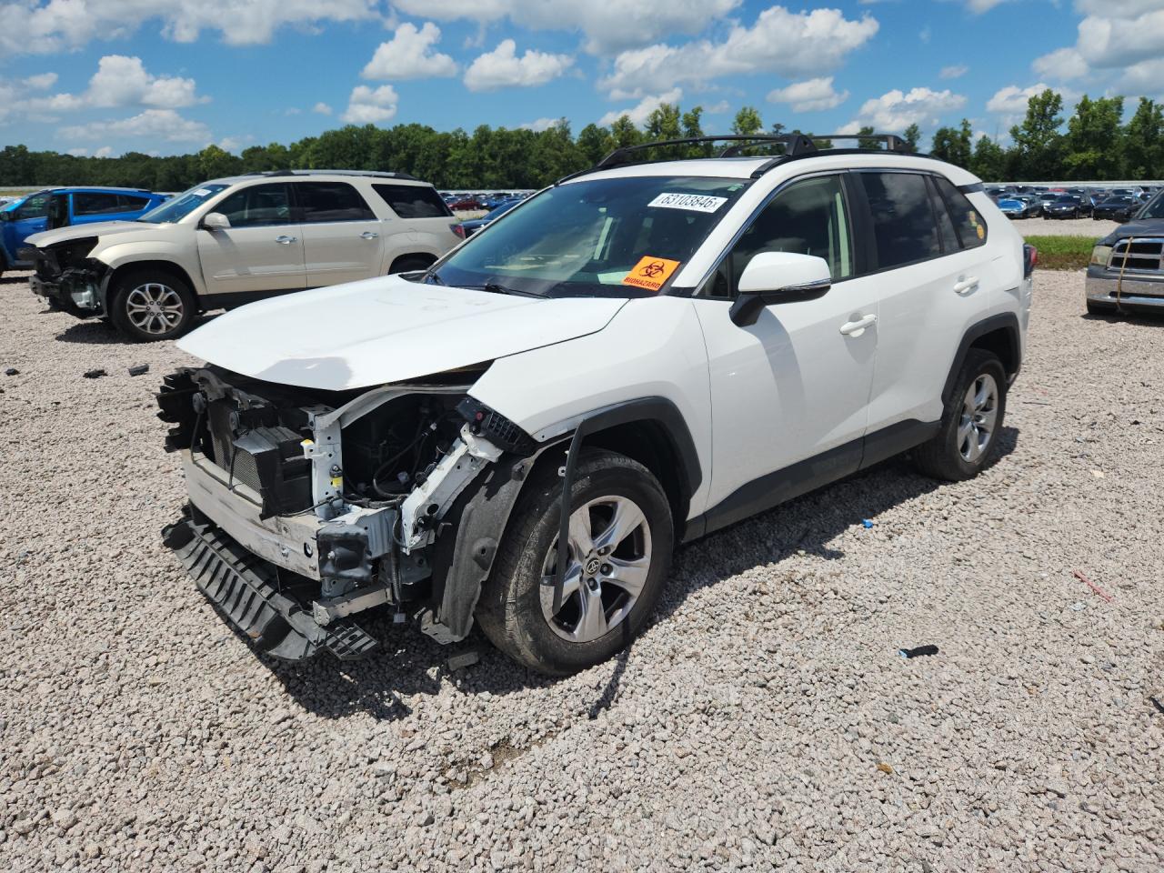 2020 TOYOTA RAV4 XLE