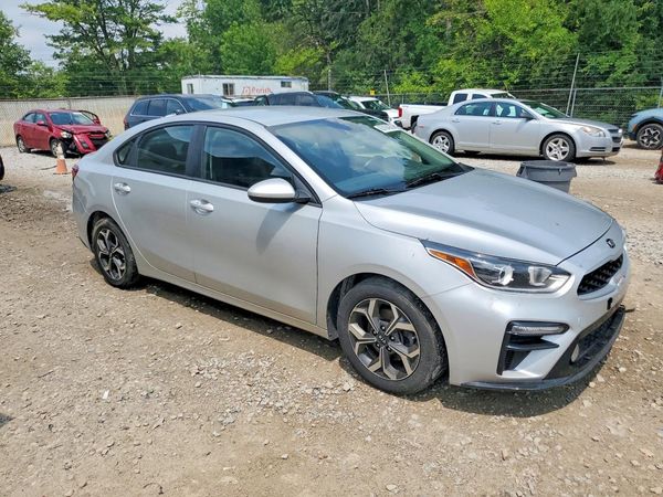 2020 KIA FORTE FE, LXS