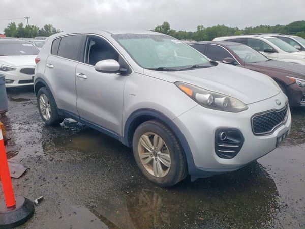 2017 KIA SPORTAGE LX