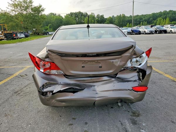 2013 HYUNDAI ACCENT