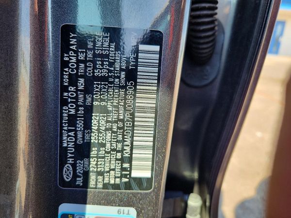 2023 GENESIS GV70
