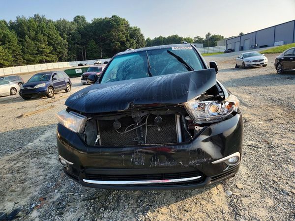 2013 TOYOTA HIGHLANDER Base/Hybrid