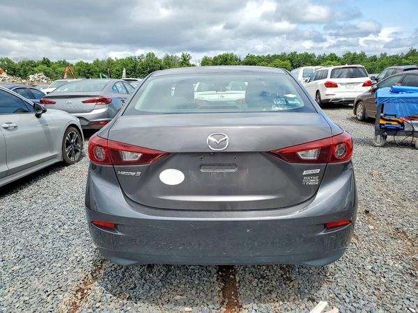2018 MAZDA 3 Sport