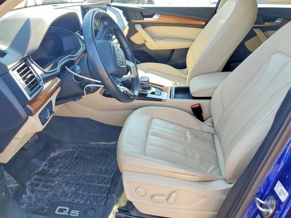 2021 AUDI Q5 E quattro Premium