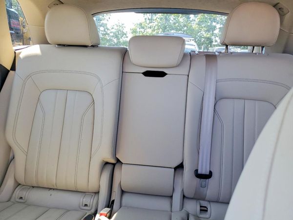 2021 AUDI Q5 E quattro Premium