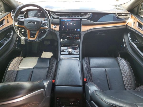 2022 JEEP GRAND CHEROKEE Summit