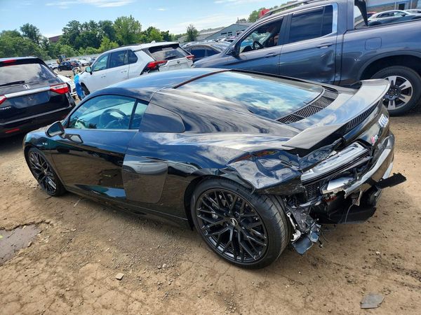2018 AUDI R8 V10 Plus