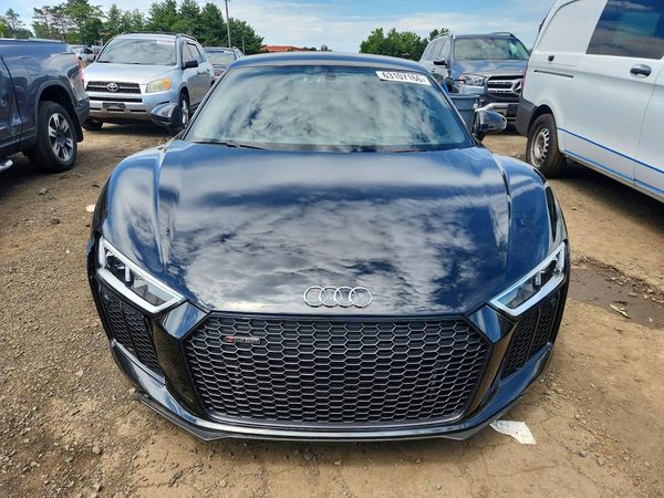 2018 AUDI R8 V10 Plus