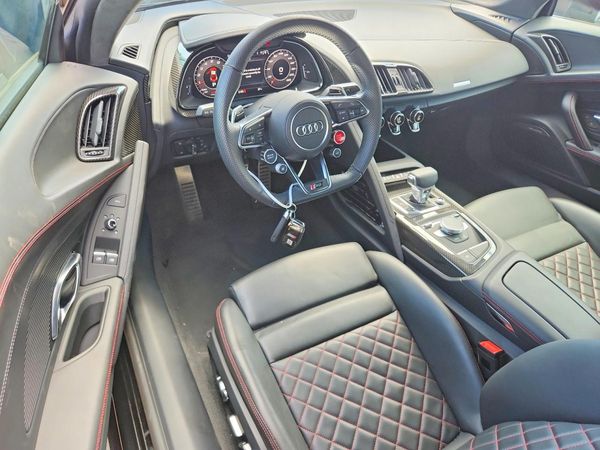 2018 AUDI R8 V10 Plus