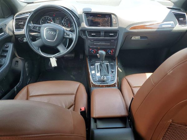 2012 AUDI Q5 Premium Plus