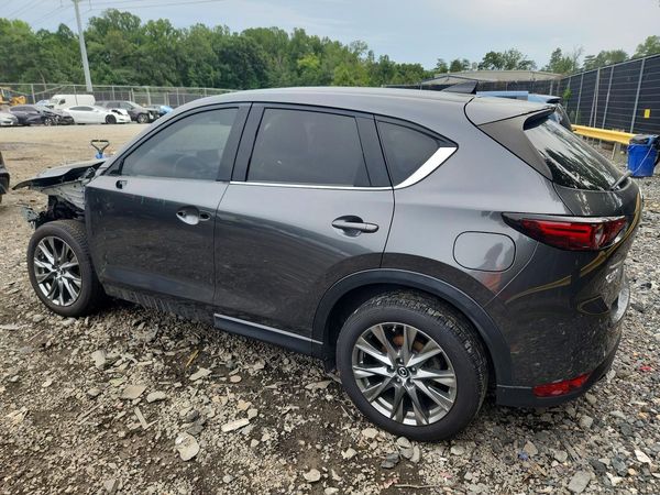2019 MAZDA CX-5 Signature