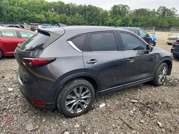 2019 MAZDA CX-5 Signature