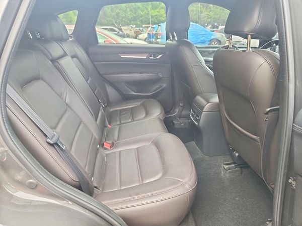 2019 MAZDA CX-5 Signature