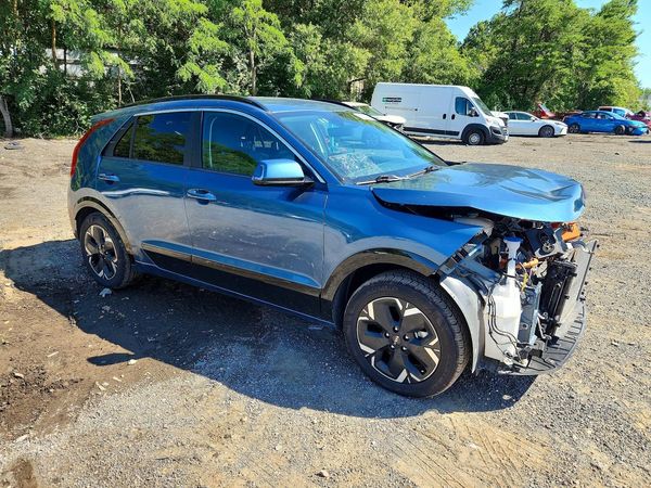 2024 KIA NIRO Wind