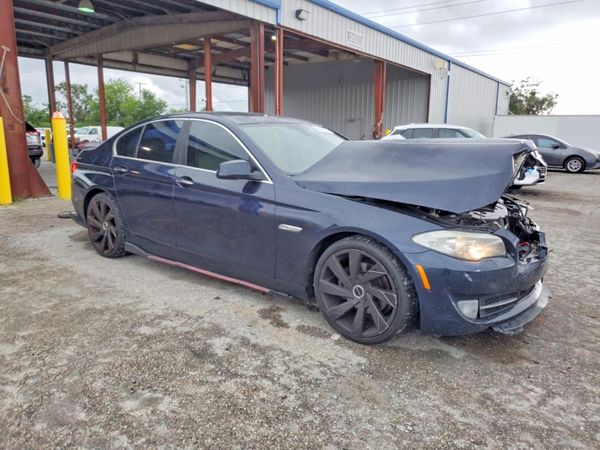 2013 BMW 528