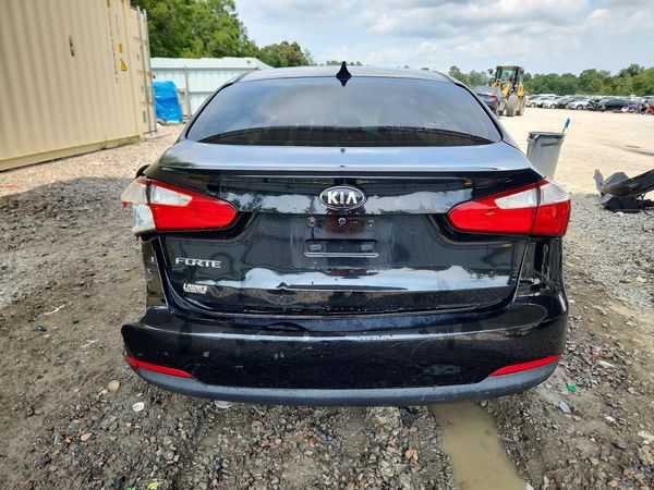 2016 KIA FORTE GL (Middle-Low Grade)