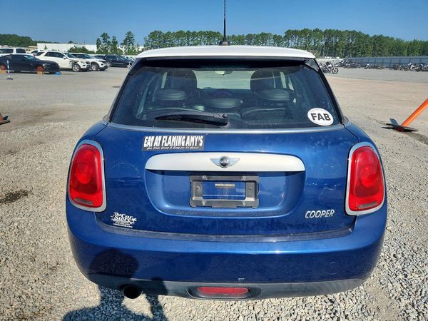 2015 MINI COOPER