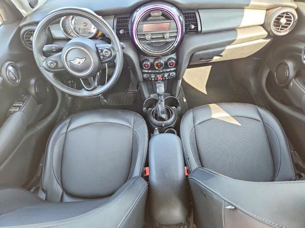 2015 MINI COOPER